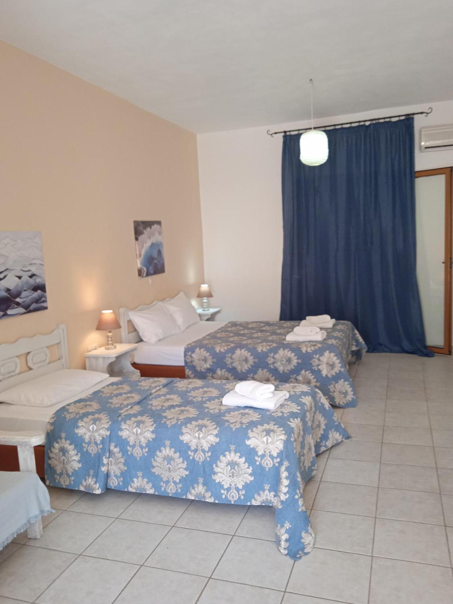 Skoutari Beach Hotel Room photo