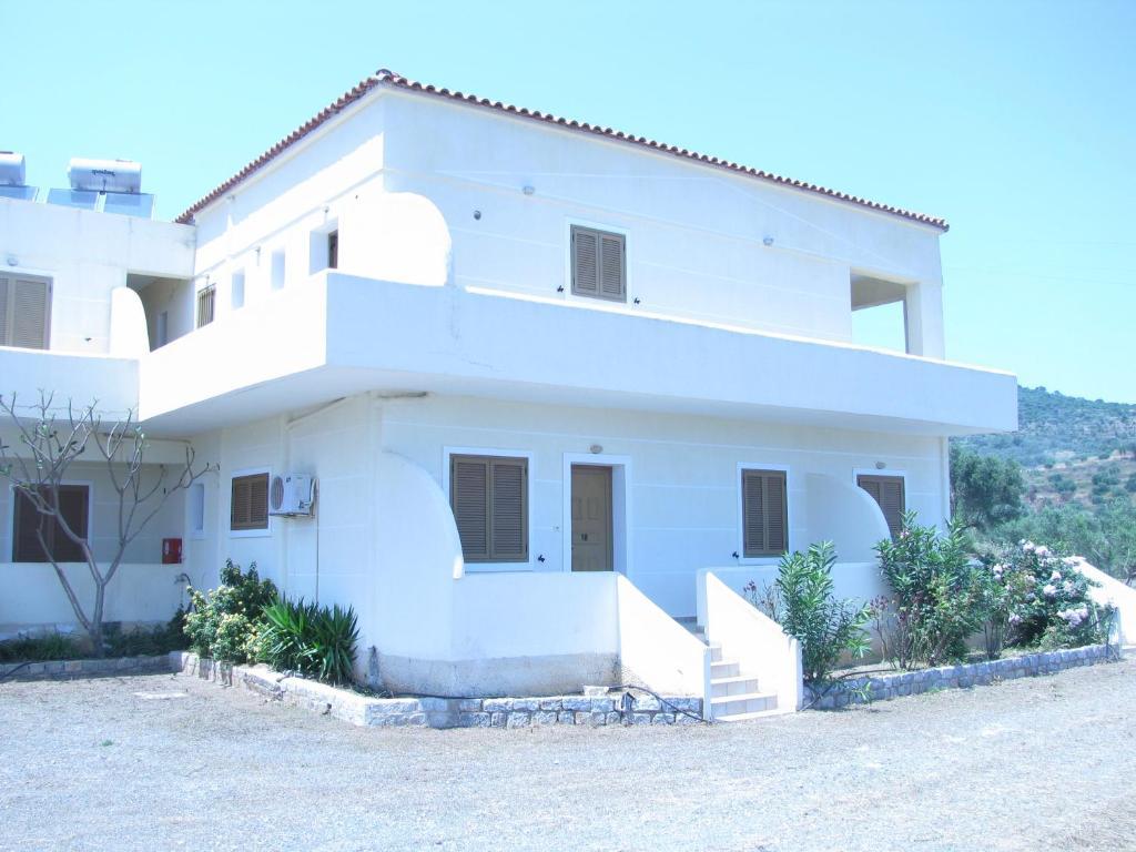 Skoutari Beach Hotel Exterior photo