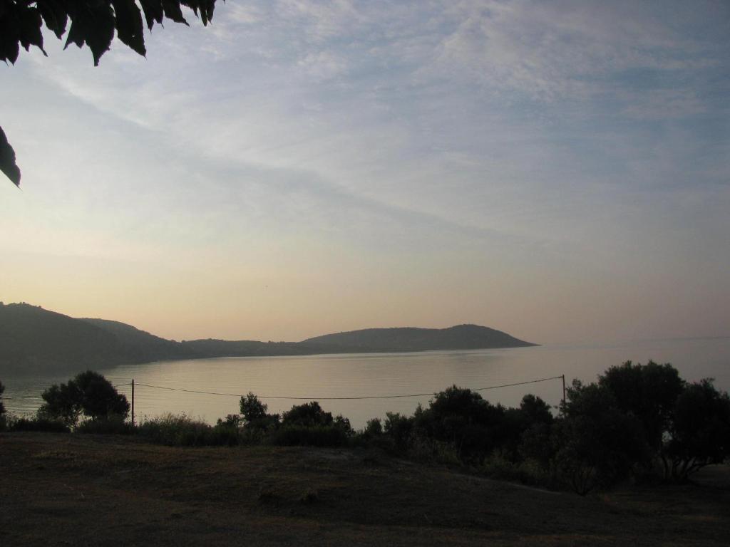 Skoutari Beach Hotel Exterior photo